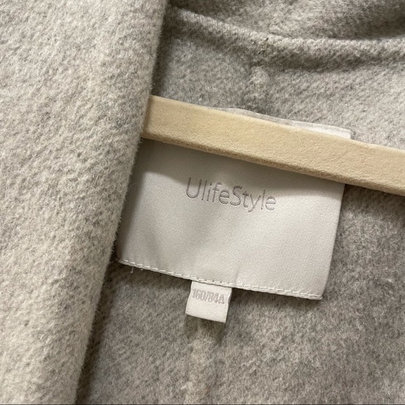 Grey coat - Picture 2 of 5